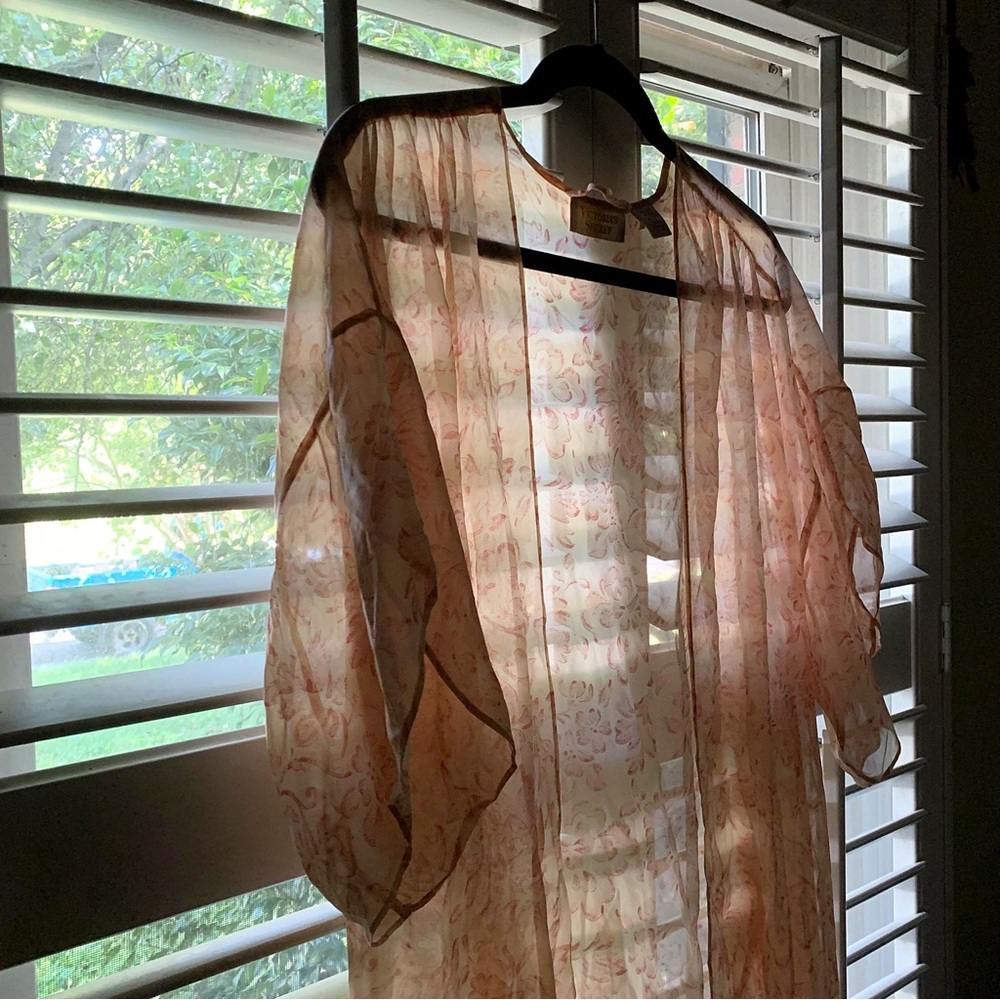 Vintage Victorias Secret Silk Robe